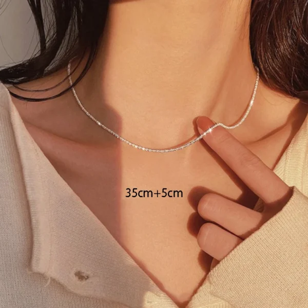 silver colour sparkling necklace