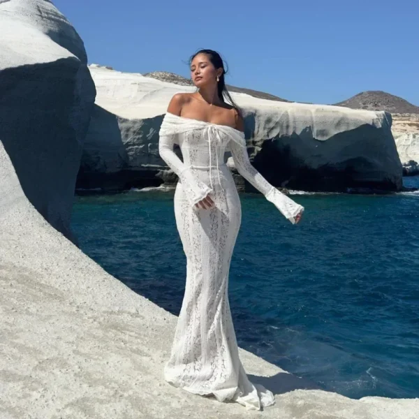 white off the shoulder autumn bodycon dress